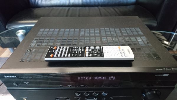 Yamaha RX-V467 - Image 3