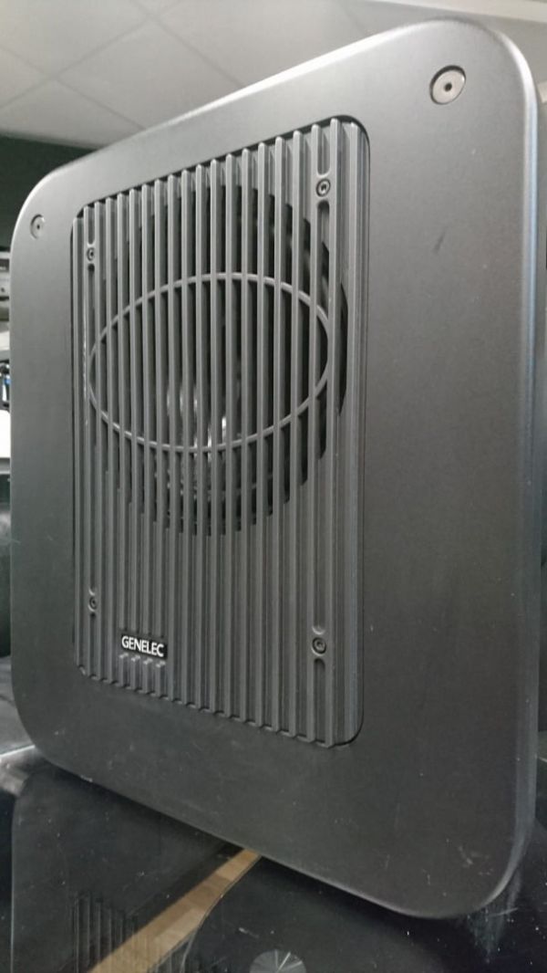Genelec 7060B subwoofer