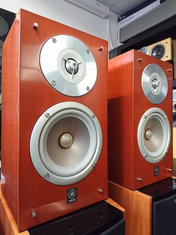 Yamaha NS-M515 kaiuttimet
