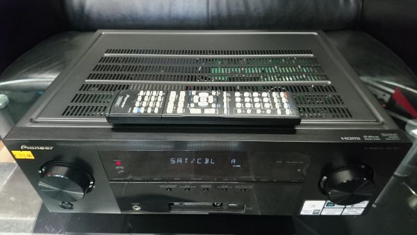 Pioneer VSX-827 - Image 2