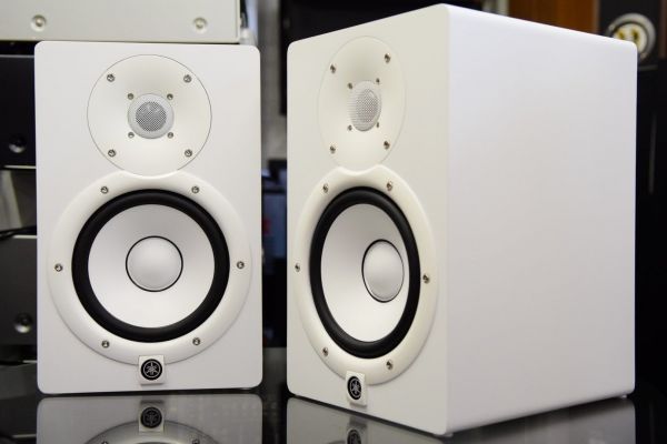 Yamaha HS7 2-tie aktiivikaiuttimet