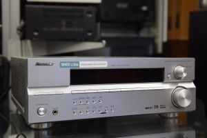 Pioneer VSX-415 viritinvahvistin