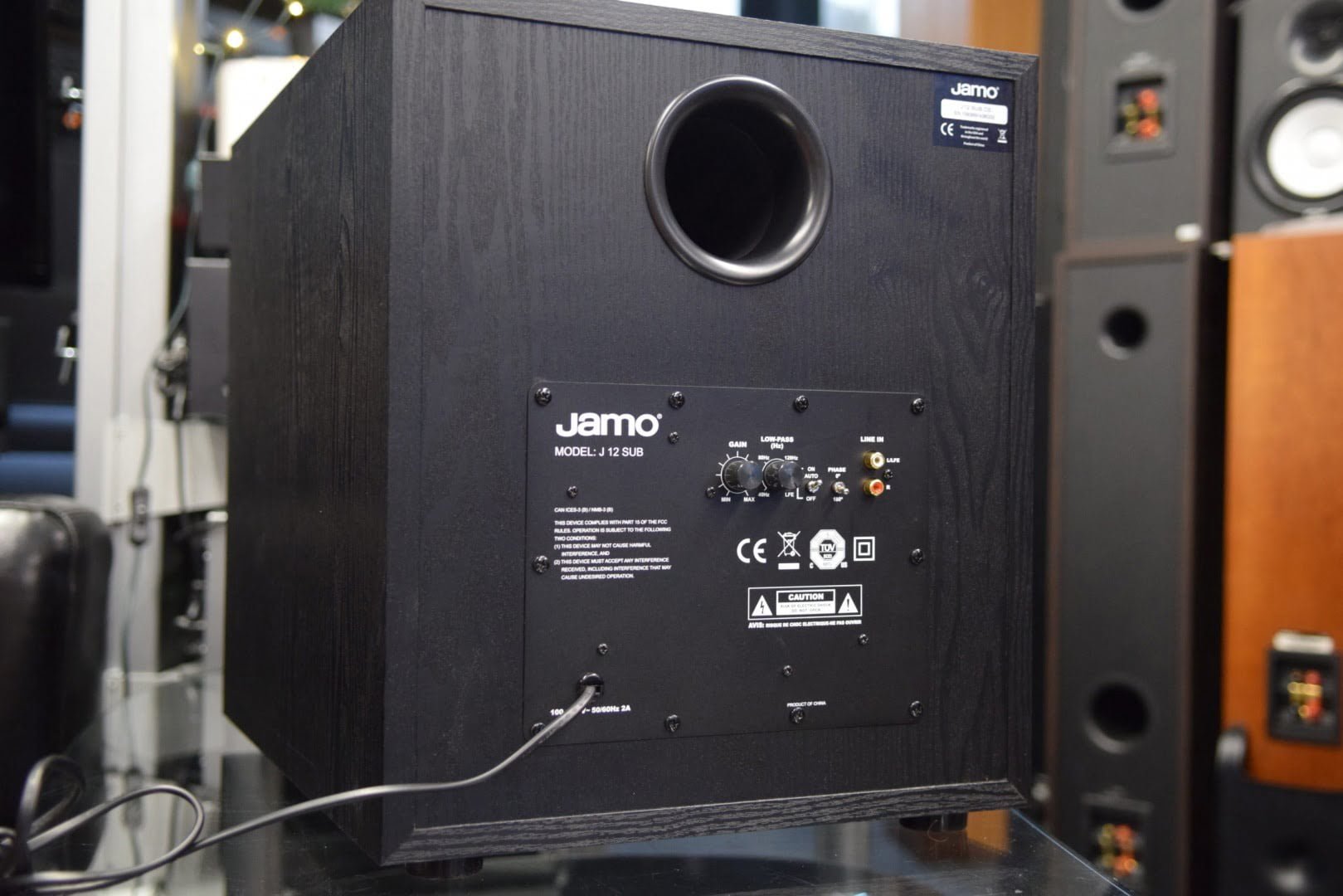 Jamo J12 subwoofer 12" Audio & HiFi TVAudio.fi