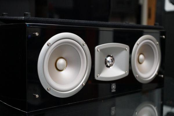 Yamaha NS-C444 keskikaiutin
