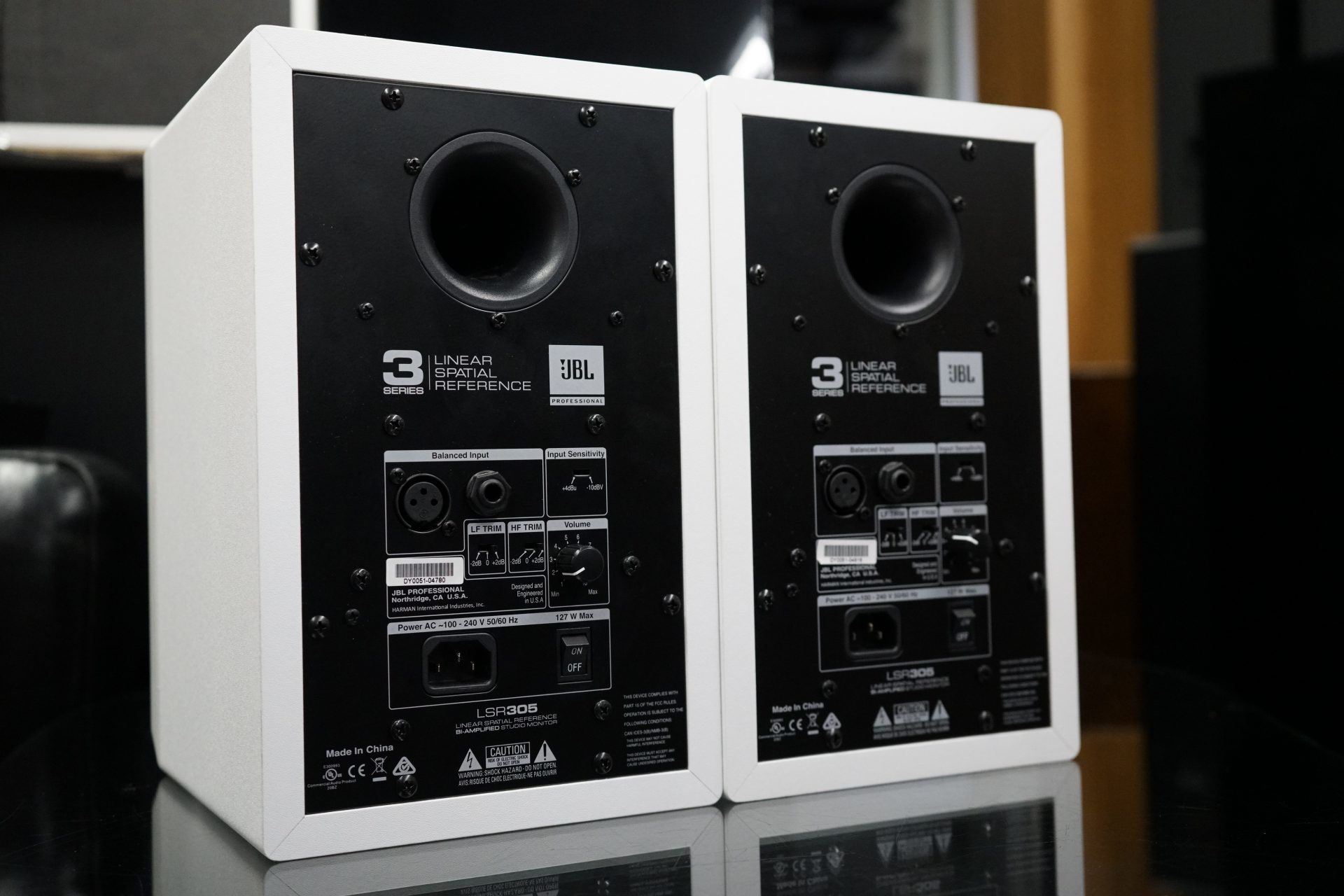 jbl lsr305 hinta