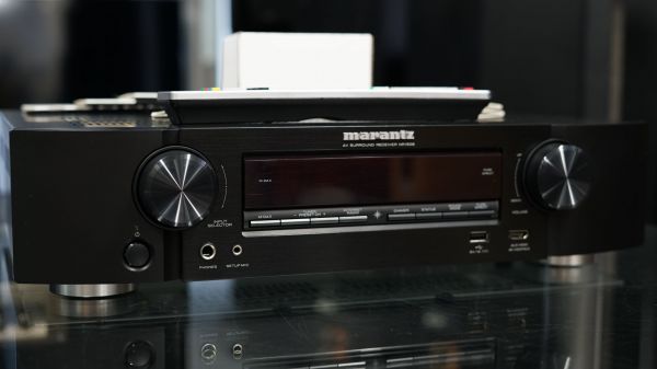 (Myyty) Marantz NR1508 5.2-kanavainen Full 4K Ultra HD viritinvahvistin
