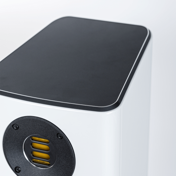 Elac Vela hyllykaiutinpari BS403 - Image 8