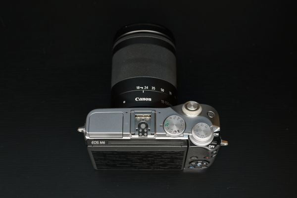 (Myyty) Canon EOS M6 + EF-M 18-150/3,5-6,3 IS STM - Image 2