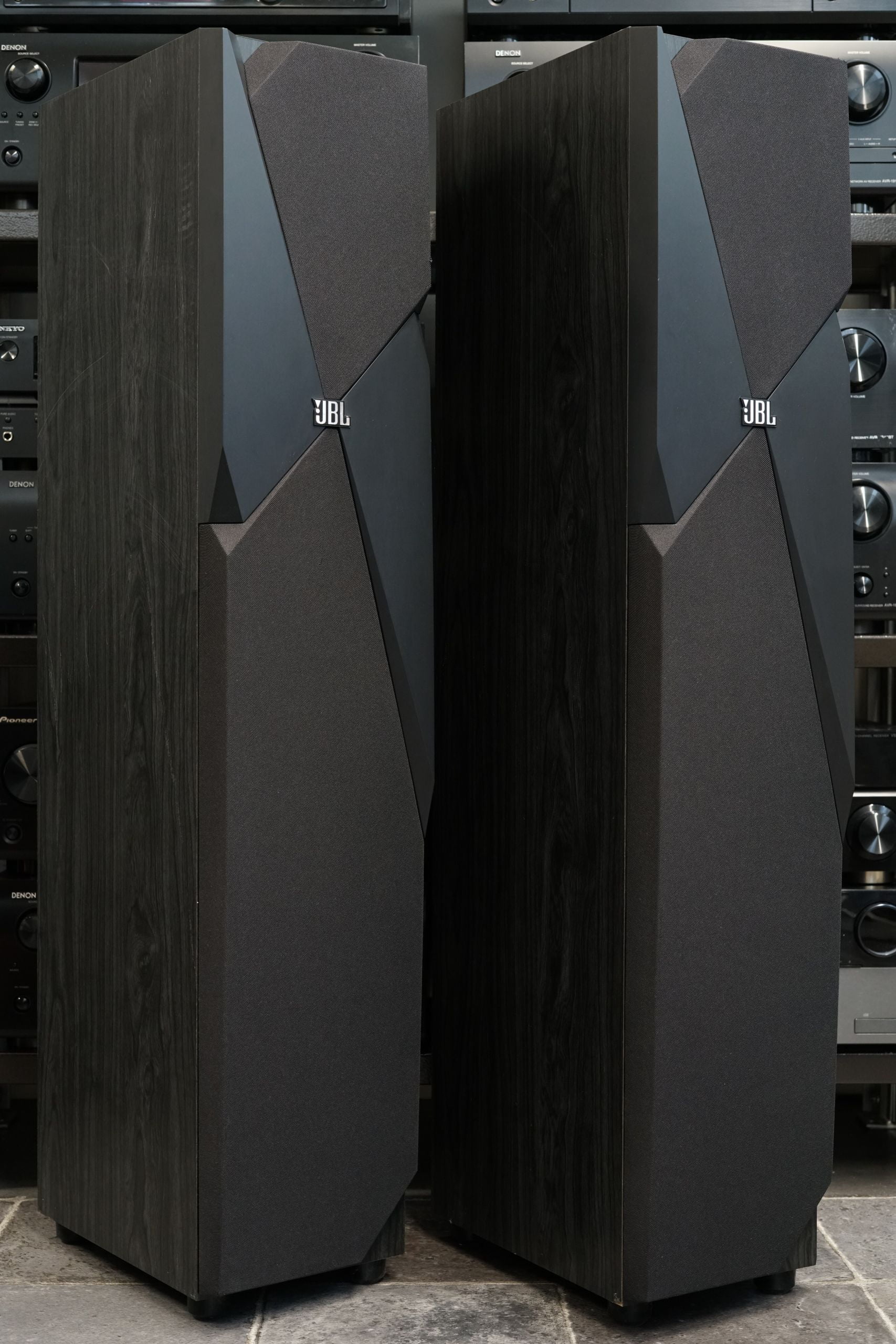 JBL Studio 180 kaiuttimet 2 JBL Studio 180 kaiuttimet - Image 2