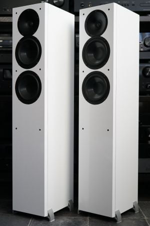 Chorus Compact 682HQ  kaiuttimet