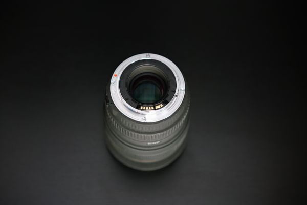 Sigma 24-70mm f/2.8 IF EX DG Macro Canon käytetty - Image 2