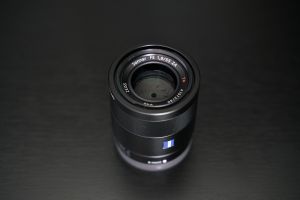 (Myyty) Sony Carl Zeiss FE 55mm F/1,8 ZA käytetty