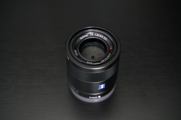 (Myyty) Sony Carl Zeiss FE 55mm F/1,8 ZA käytetty