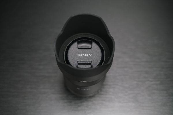(Myyty) Sony Carl Zeiss FE 55mm F/1,8 ZA käytetty - Image 3