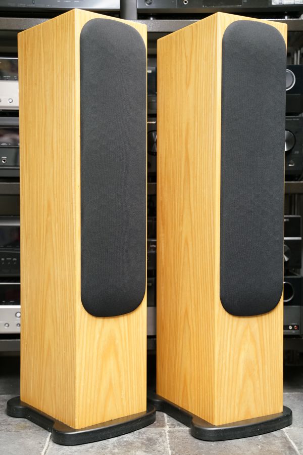 Monitor Audio RS6 Silver lattiakaiuttimet - Image 3