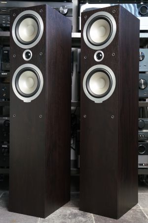 (Myyty) Tannoy Mercury V4 lattiakaiuttimet