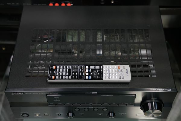 Yamaha RX-V2065 viritinvahvistin - Image 3