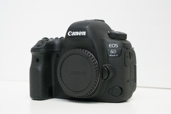 (Myyty) Canon EOS 6D mark II käytetty - Image 2