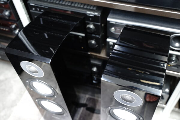 (Myyty) Yamaha NS-F700 lattiakaiuttimet - Image 4