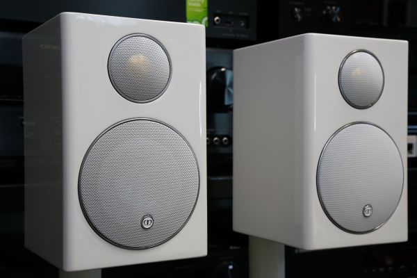 Monitor Audio Radius 90HD jalustakaiutinpari, jalustat - Image 2