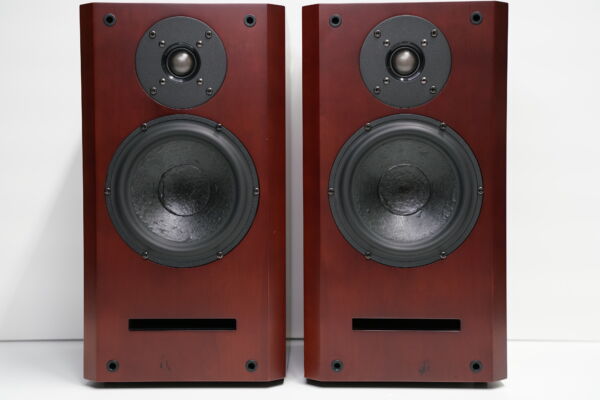 Usher V-601 kaiuttimet - Image 3