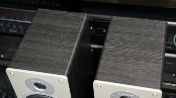 Cambridge Audio Sirocco S70 lattiakaiuttimet - Image 4