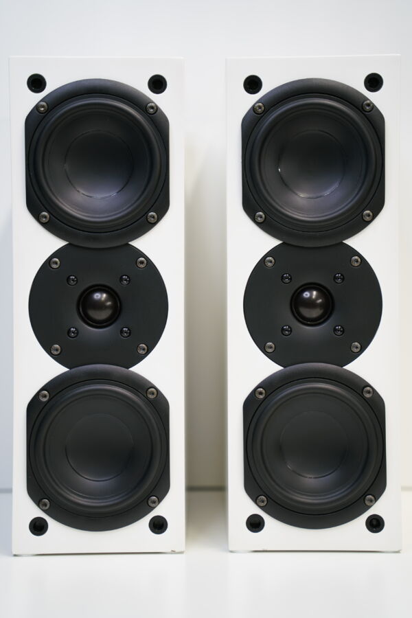 System Audio SA510  jalustakaiuttimet - Image 3