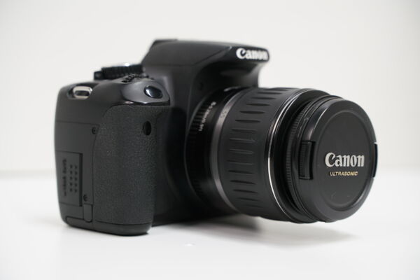 Canon EOS 650D + EF-S 18-55 IS käytetty - Image 2