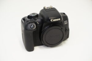 Canon EOS 750D käytetty
