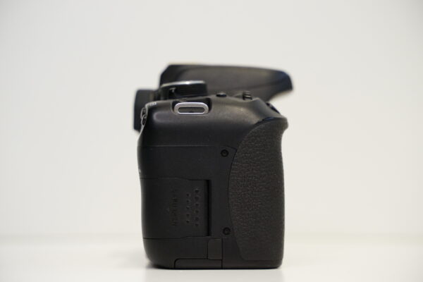 Canon EOS 750D käytetty - Image 8