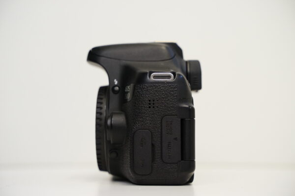 Canon EOS 750D käytetty - Image 9