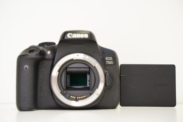 Canon EOS 750D käytetty - Image 11