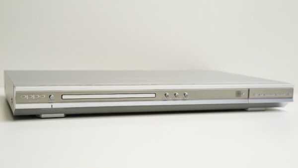 (Myyty) Oppo dw 970hd soitin