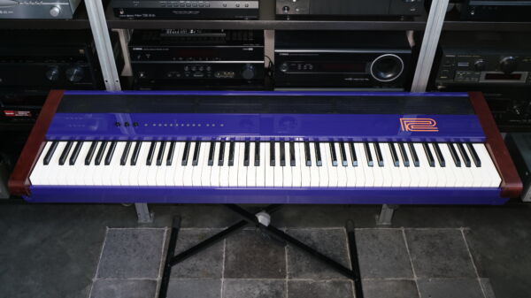 Roland FP-9 sähköpiano