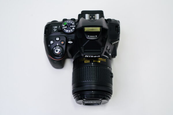 NIKON D5300 kamera ja Nikkor AF-P 18-55VR objektiivi käytetty - Image 7