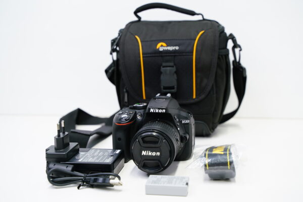 NIKON D5300 kamera ja Nikkor AF-P 18-55VR objektiivi käytetty - Image 11