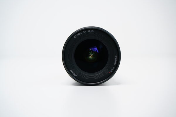 Canon EF 16-35mm f/2.8 L II USM -objektiivi KÄYTETTY - Image 3