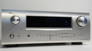 Denon AVR-1610 viritinvahvistin