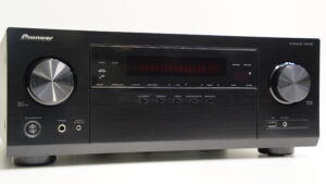 (Myyty) Pioneer VSX-831 viritinvahvistin Bluetooth Wifi