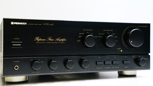 Pioneer A-757 mark II stereovahvistin