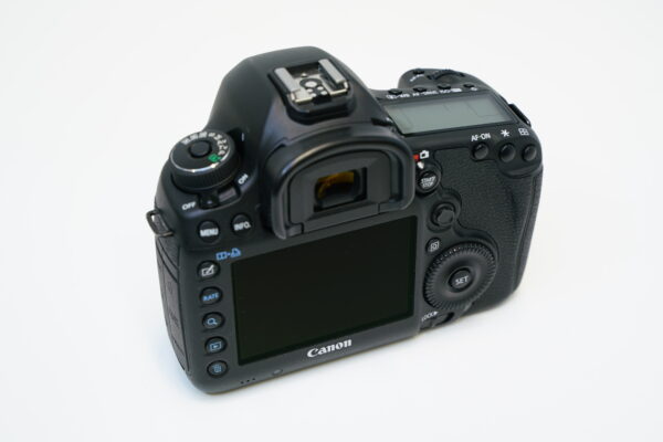 CANON EOS 5D MARK III käytetty - Image 4