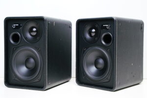 Audio Pro Living LV2 e aktiivikaiuttimet