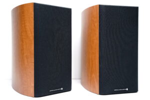 (Myyty) Wharfedale Diamond 9.2 kaiuttimet