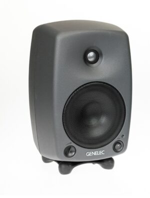 (Myyty) Genelec 8030A aktiivikaiutin