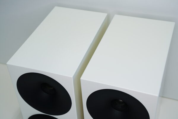 AMPHION HELIUM 3 kaiuttimet - Image 3