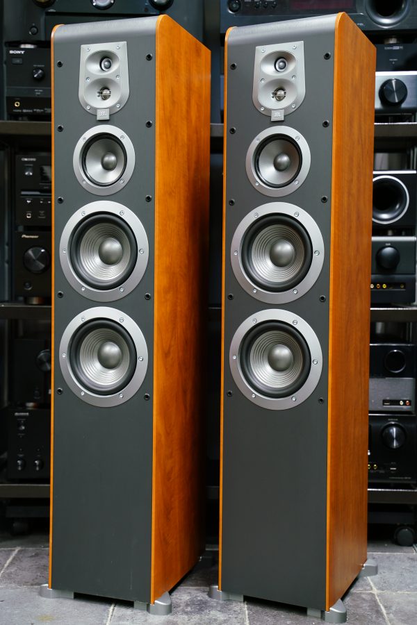 (Myyty)JBL ES80 4-tie lattiakaiuttimet