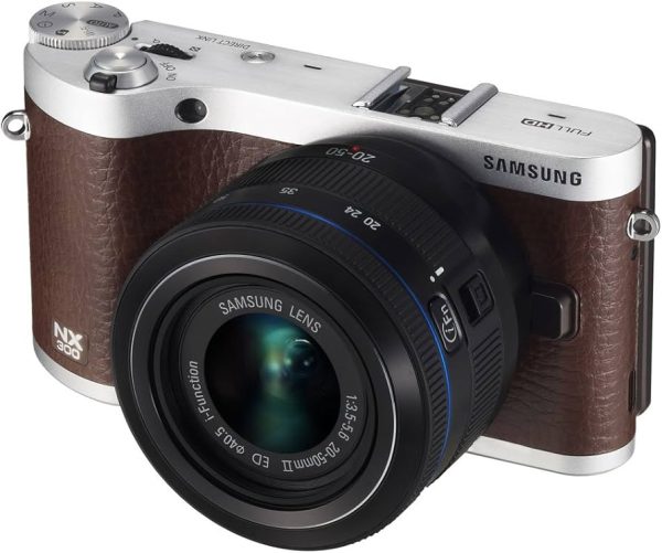 Samsung NX300 kamera + 18-55/3,5-5,6 OIS objektiivi käytetty