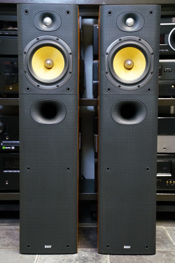 B&W Bowers Wilkins DM602.5 S3 lattiakaiuttimet - Image 3
