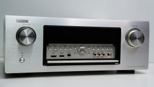 (Myyty) Denon AVR-3313 viritinvahvistin