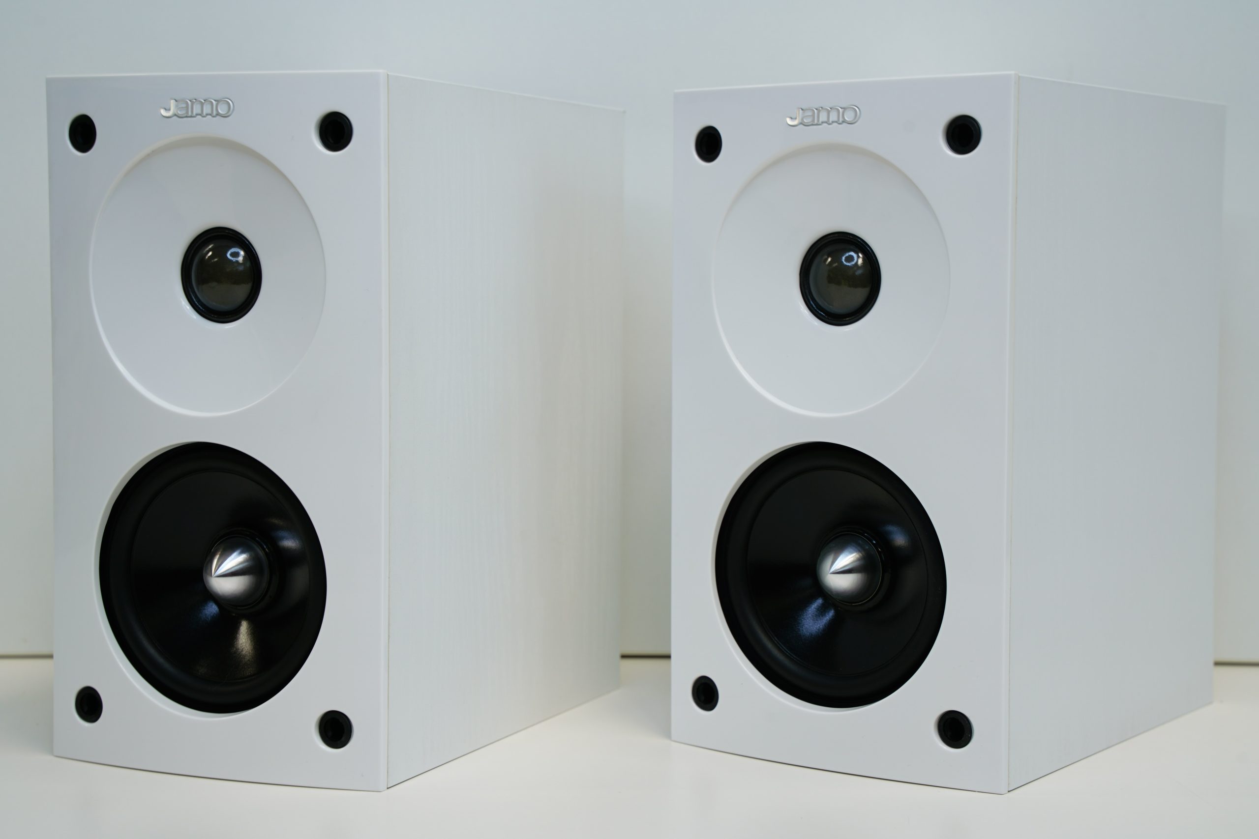 Jamo S60 SURROUND kaiuttimet 1 Jamo S60 SURROUND kaiuttimet
